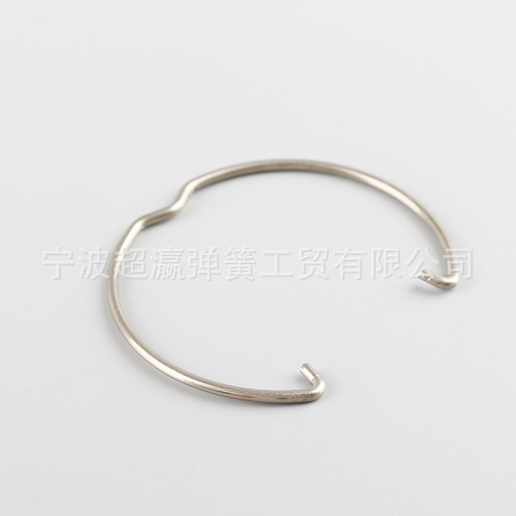 Ressort de retenue de la bague à ressort intérieure à impact